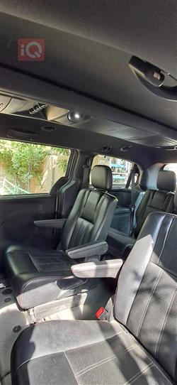 دودج جراند كارافان